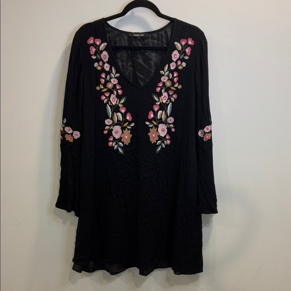 Sugarlips Swing Trapeze Embroidered Bell Sleeve Dress Size Large - Picture 4 of 9